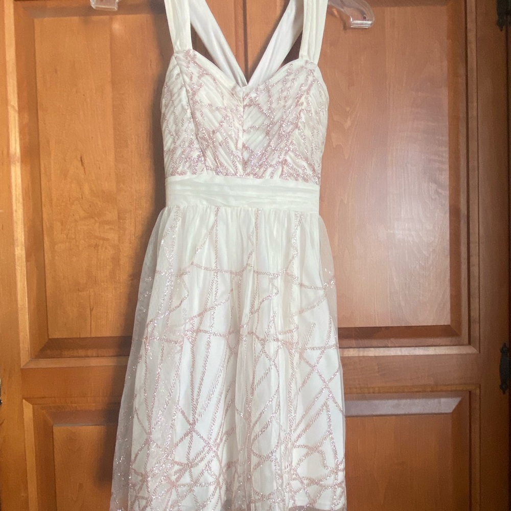 Hailey Logan by Adrianna Pappell Prom dress cream with rose gold acce…